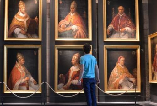 Szolgák és szentek